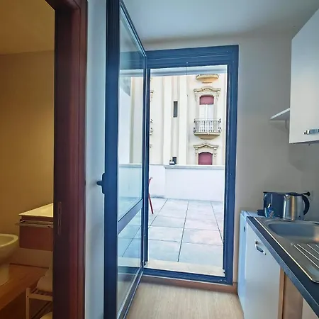 Blu Mazzini Apartments - Monolocali Con Terrazza Privata E Netflix - Lecce Centro *